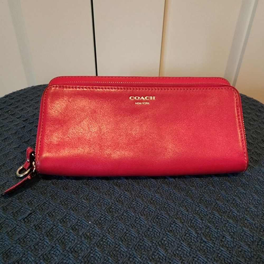 Coach Barbie Pink Double Pocket wallet